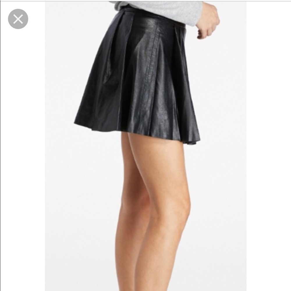 *NWT* Blank NYC Faux Leather Skirt - Picture 4 of 8